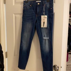 Celebrity pink stretch jeans